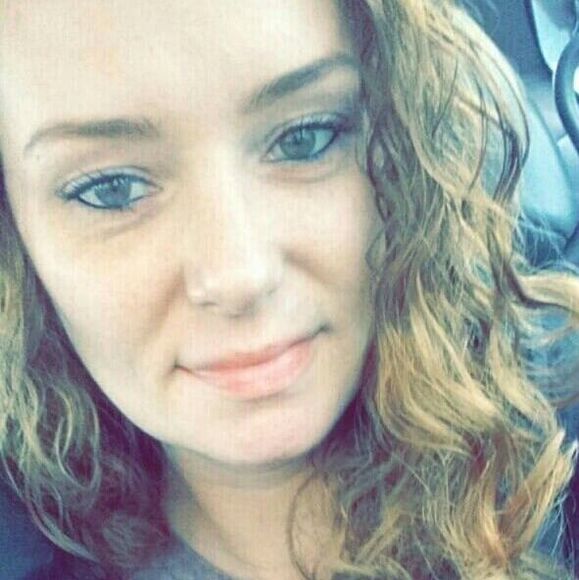 Meet your Posher, Melissa - Picture 1 of 1